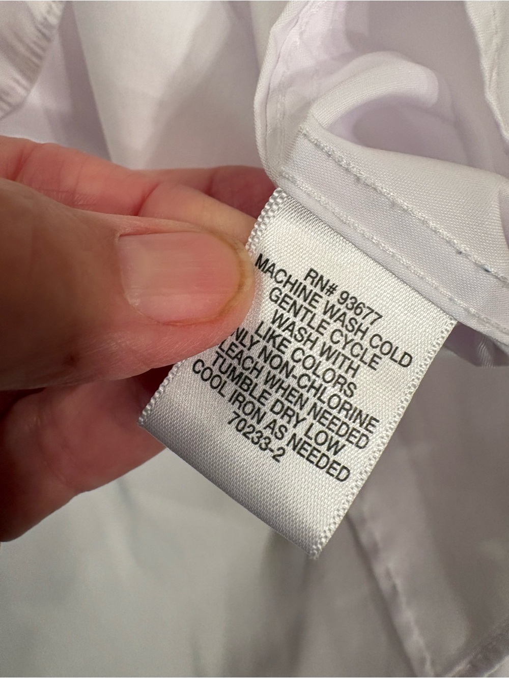 Liz Claiborne  Crisp White Career Shirt. Size petite large - Picture 6 of 9